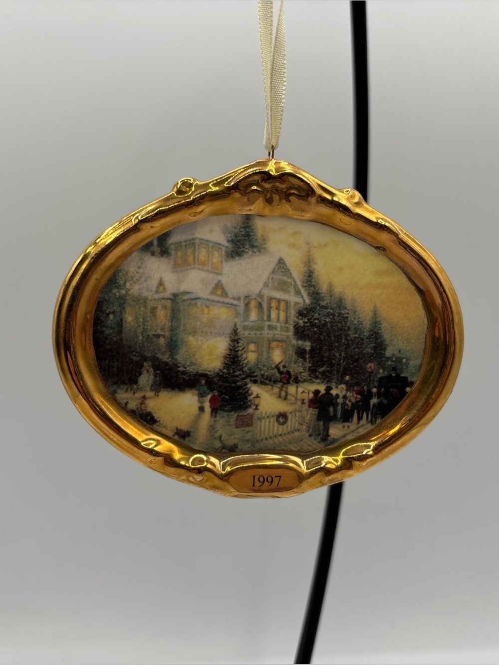 HM Ornament 1997 Vintage Victorian Christmas TK Painter Of Light 1st In TK Serie